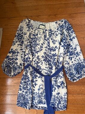 Emmelee for F.C. White Blouse with Blue Botanical Print